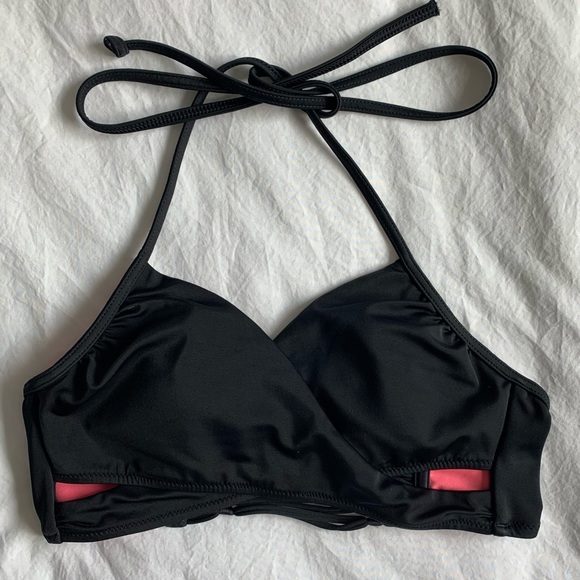 PINK Victoria’s Secret Bikini Top - size S